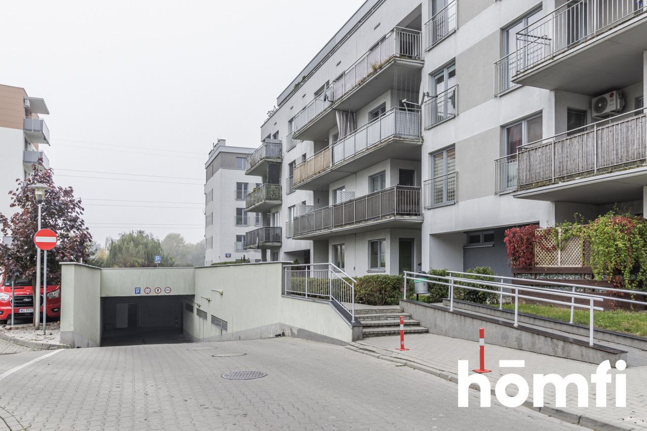 Spacious apartment with 2 bedrooms, living room and kitchen - Квартира - Продаж - Wołomiński, Ząbki