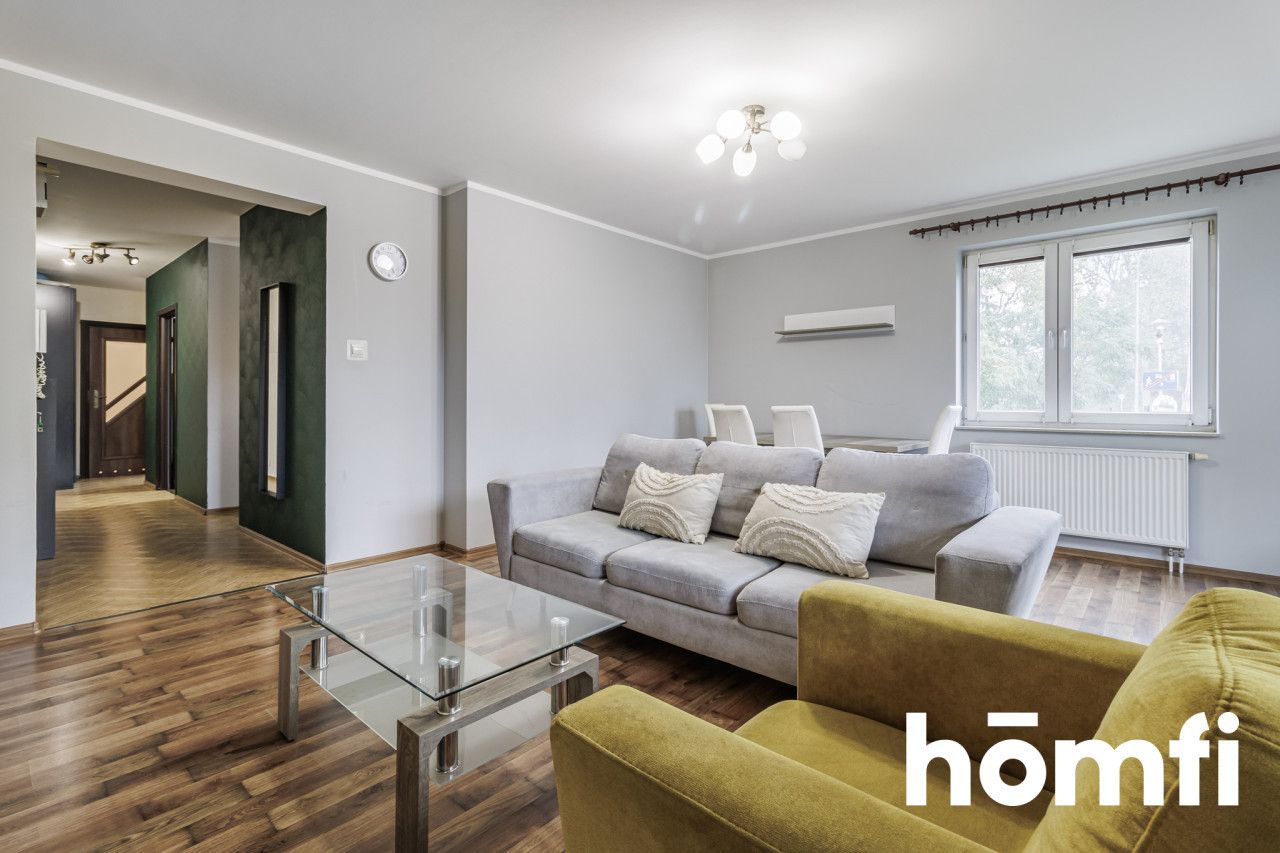 Spacious apartment with 2 bedrooms, living room and kitchen - Квартира - Продаж - Wołomiński, Ząbki