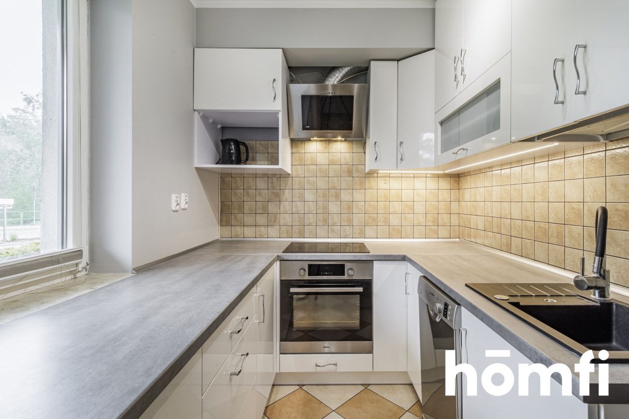 Spacious apartment with 2 bedrooms, living room and kitchen - Квартира - Продаж - Wołomiński, Ząbki