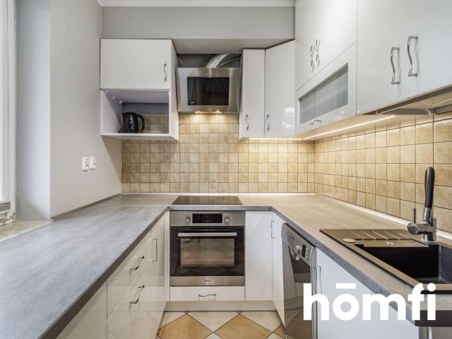 Spacious apartment with 2 bedrooms, living room and kitchen - Квартира - Продаж - Wołomiński, Ząbki