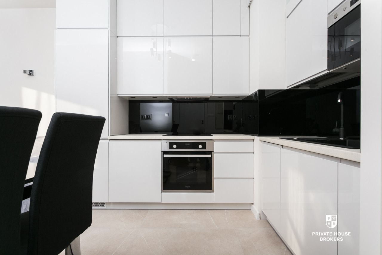 Air-conditioned 35m2 2 room in Novum II - Apartment - Rent - Kraków, Śródmieście / Stare Miasto