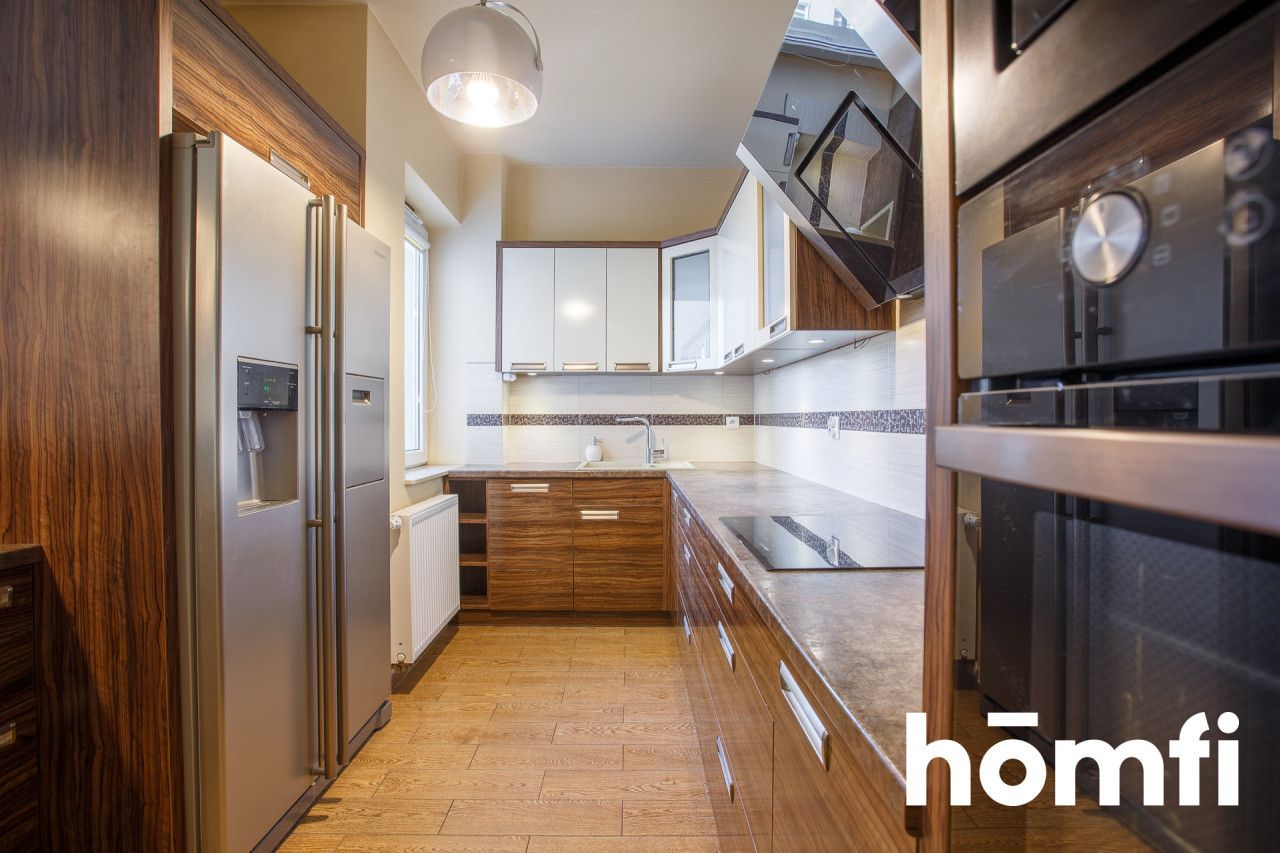 FOR RENT 3-ROOM APARTMENT WITH 2 PARKING PLACES IN THE GARAGE AND A BALCONY - Квартира - Оренда - Rzeszów, Zawiszy Czarnego