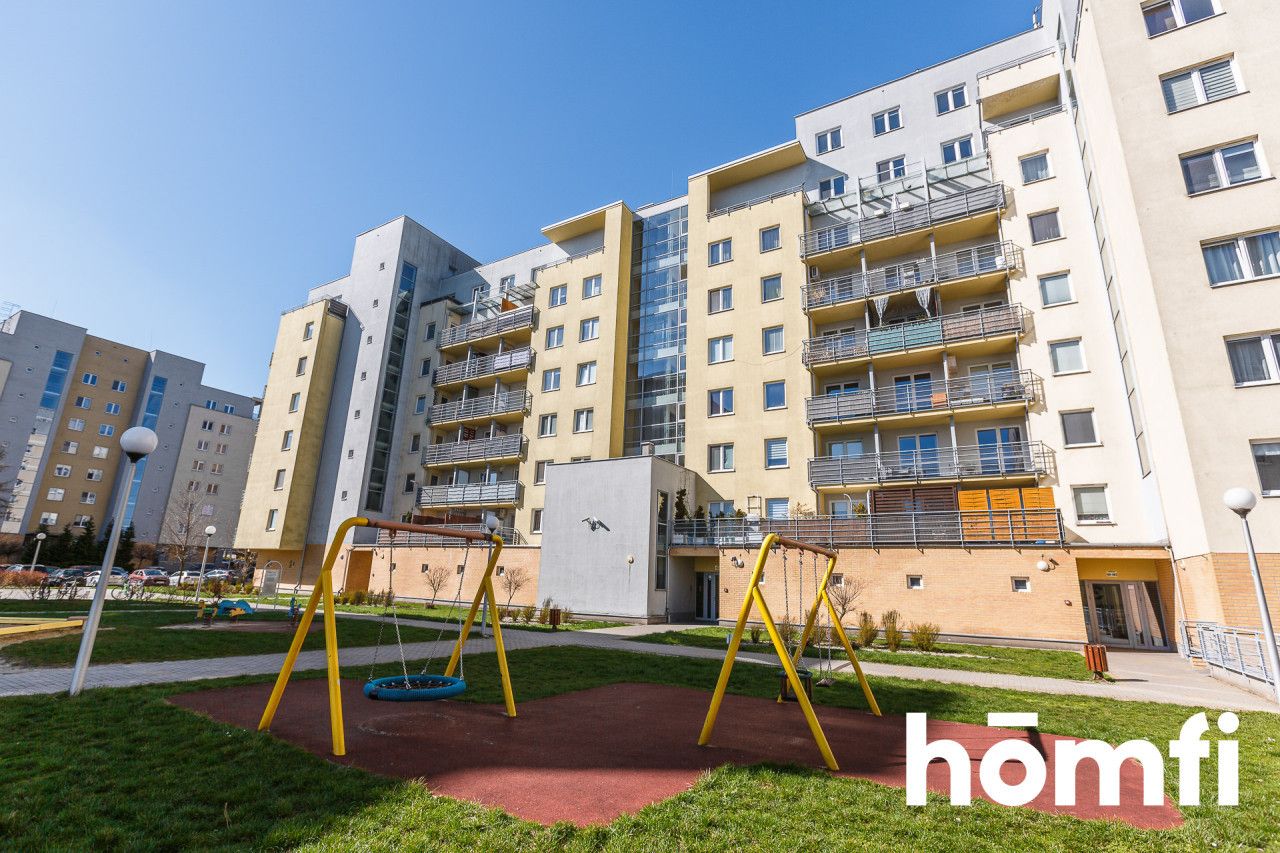 FOR RENT 3-ROOM APARTMENT WITH 2 PARKING PLACES IN THE GARAGE AND A BALCONY - Квартира - Оренда - Rzeszów, Zawiszy Czarnego