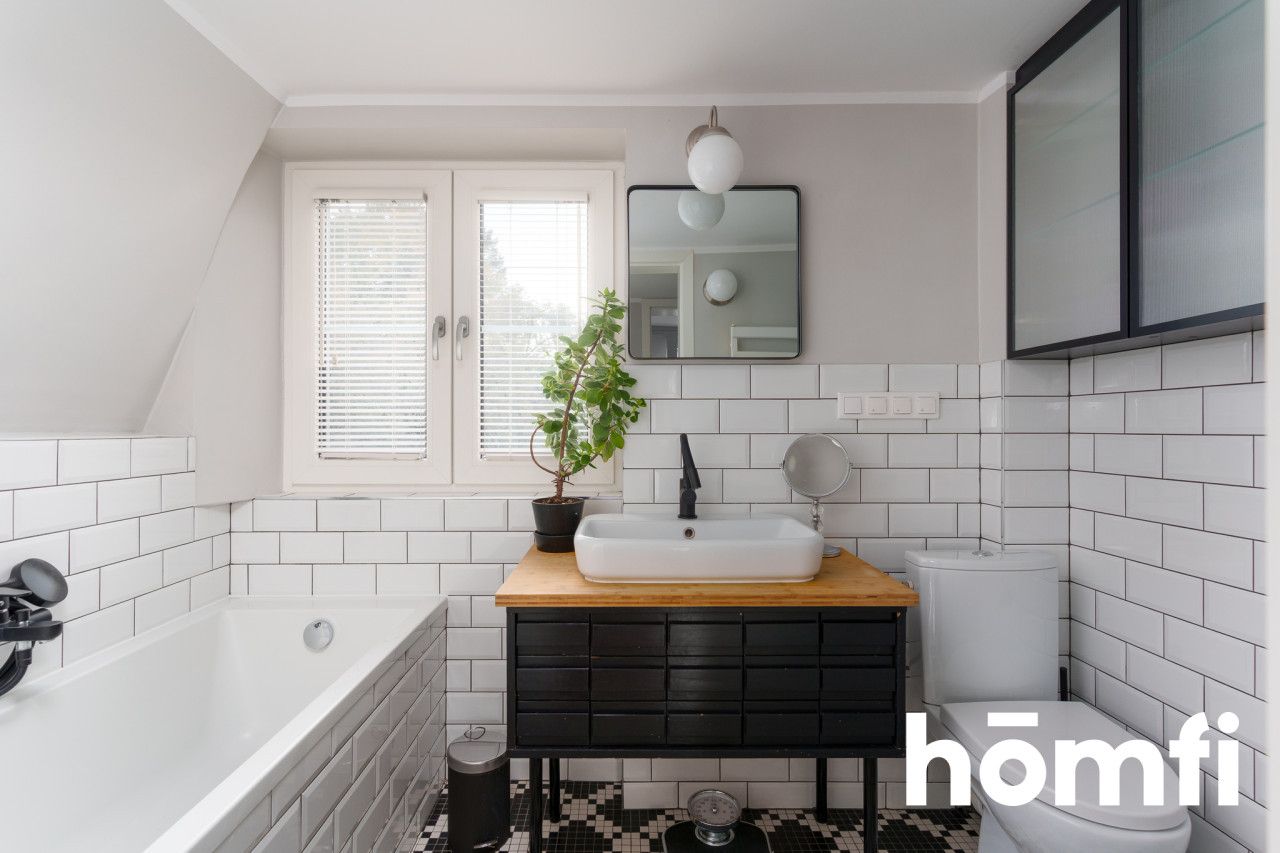 Piętrowy dom z ogrodem w sercu miasta - Dom - Wynajem - Gdańsk, Strzyża