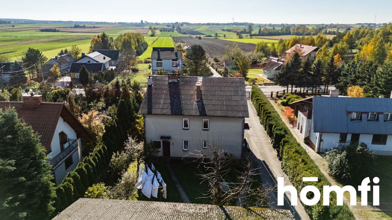 PRZESTRONNY DOM JEDNORODZINNY Z DUŻĄ DZIAŁKĄ - Dom - Sprzedaż - Radomski, Wierzbica / Zalesice-Kolonia