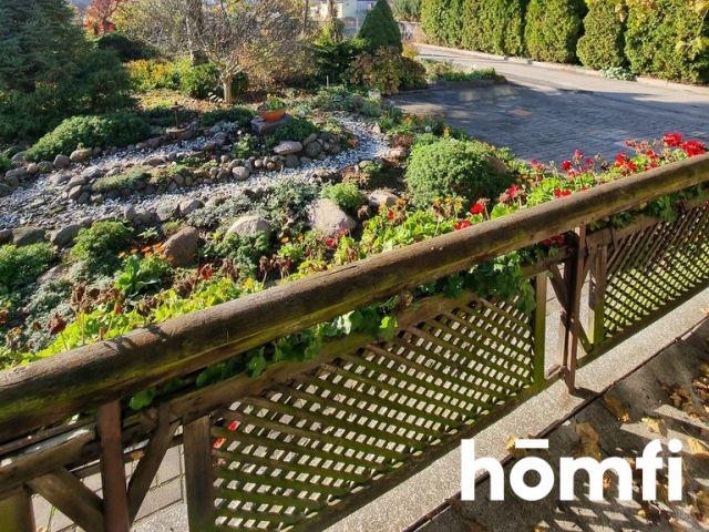 PRZESTRONNY DOM JEDNORODZINNY Z DUŻĄ DZIAŁKĄ - Dom - Sprzedaż - Radomski, Wierzbica / Zalesice-Kolonia