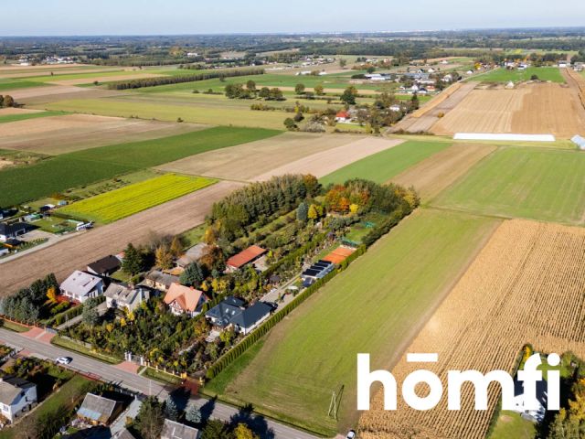 PRZESTRONNY DOM JEDNORODZINNY Z DUŻĄ DZIAŁKĄ - Dom - Sprzedaż - Radomski, Wierzbica / Zalesice-Kolonia