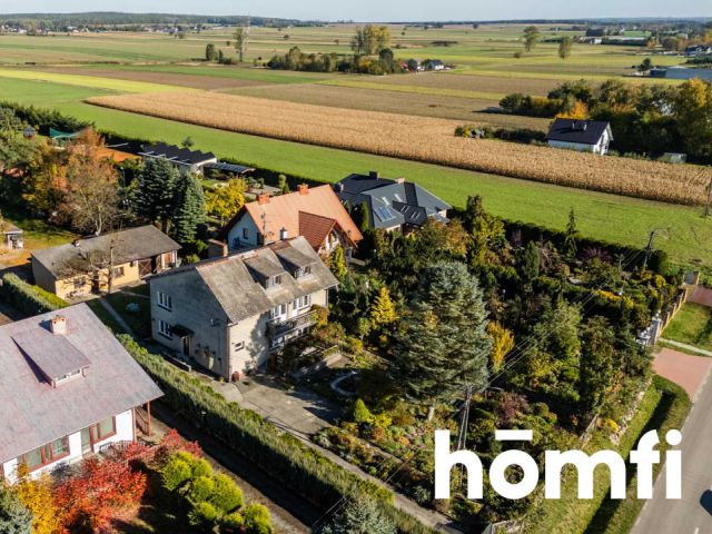 PRZESTRONNY DOM JEDNORODZINNY Z DUŻĄ DZIAŁKĄ - Dom - Sprzedaż - Radomski, Wierzbica / Zalesice-Kolonia