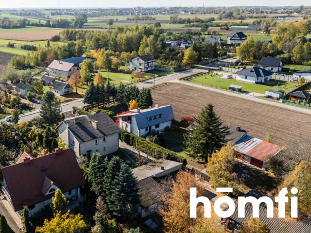 PRZESTRONNY DOM JEDNORODZINNY Z DUŻĄ DZIAŁKĄ - Dom - Sprzedaż - Radomski, Wierzbica / Zalesice-Kolonia