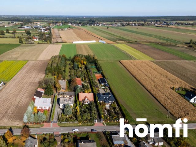 PRZESTRONNY DOM JEDNORODZINNY Z DUŻĄ DZIAŁKĄ - Dom - Sprzedaż - Radomski, Wierzbica / Zalesice-Kolonia