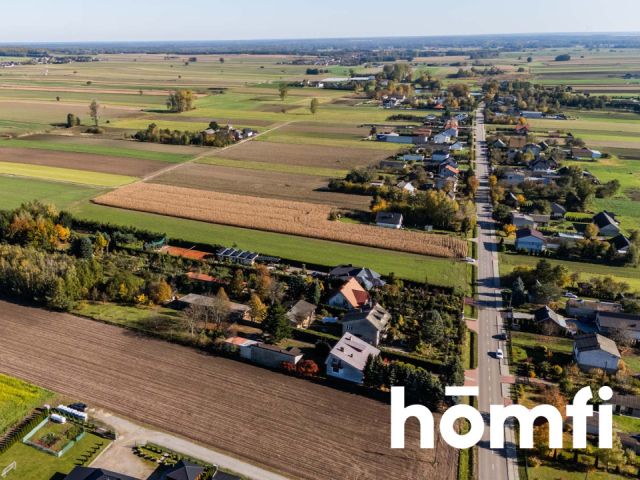 PRZESTRONNY DOM JEDNORODZINNY Z DUŻĄ DZIAŁKĄ - Dom - Sprzedaż - Radomski, Wierzbica / Zalesice-Kolonia