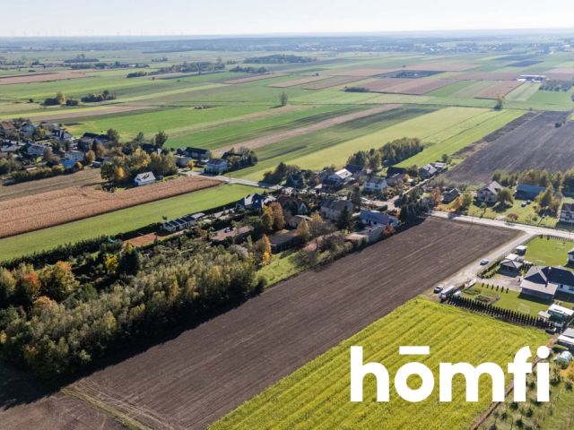 PRZESTRONNY DOM JEDNORODZINNY Z DUŻĄ DZIAŁKĄ - Dom - Sprzedaż - Radomski, Wierzbica / Zalesice-Kolonia