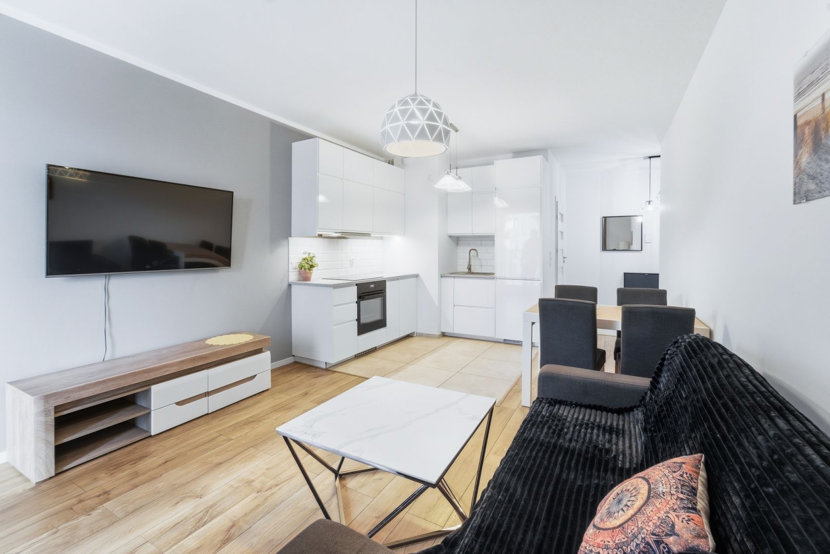 Sokolska Towers – 2 pokoje z parkingiem - Mieszkanie - Wynajem - Katowice, Śródmieście