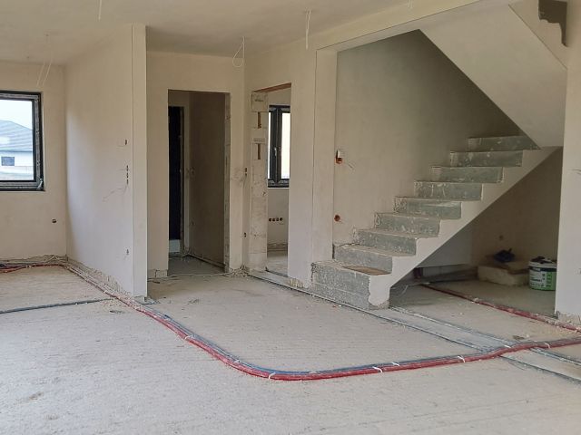 Really well located house for sell in Radom - House - Sale - Radom, Malenice