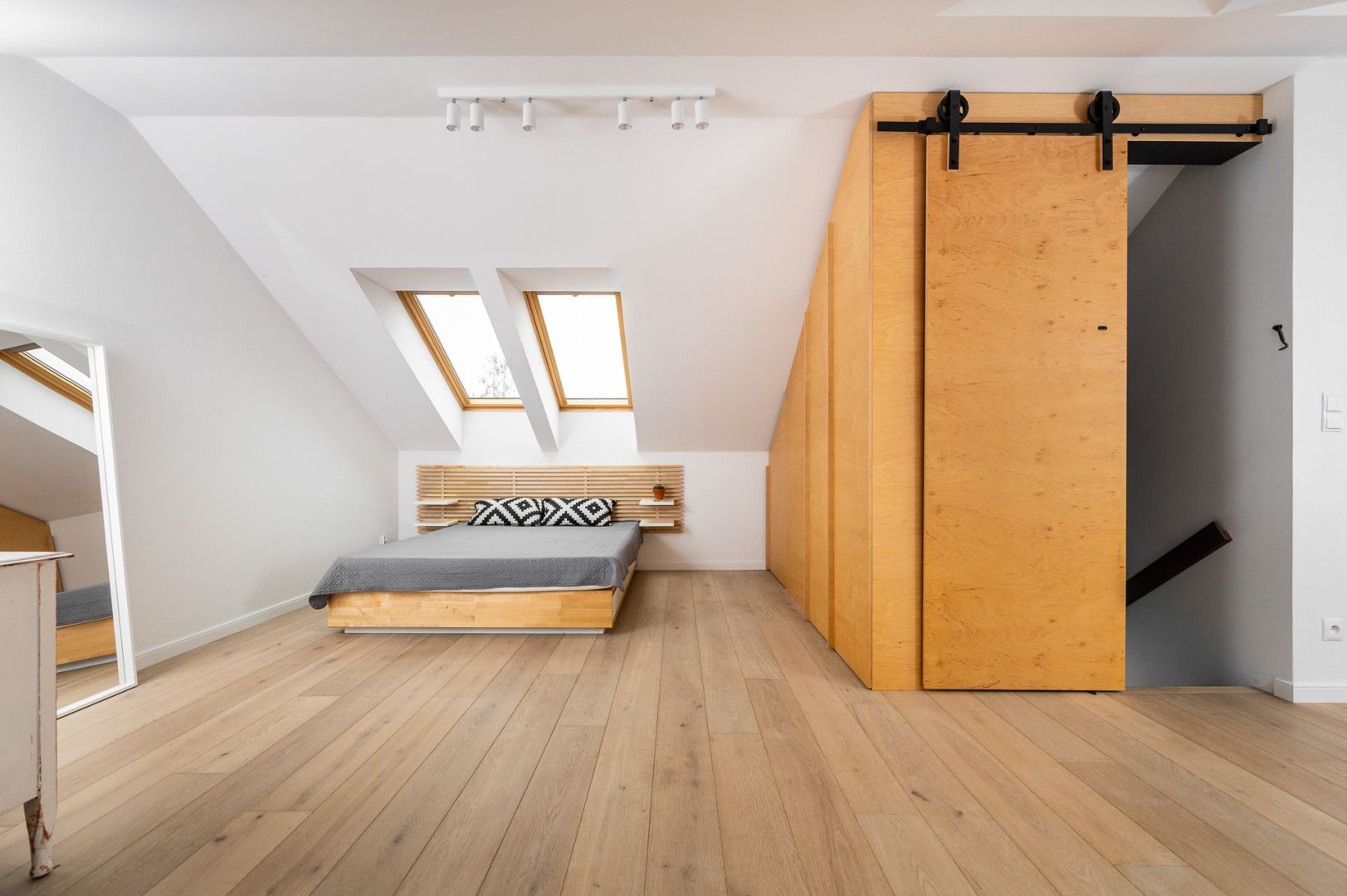 Przytulne, 4 pokojowe mieszkanie! - Mieszkanie - Wynajem - Kraków, Ruczaj