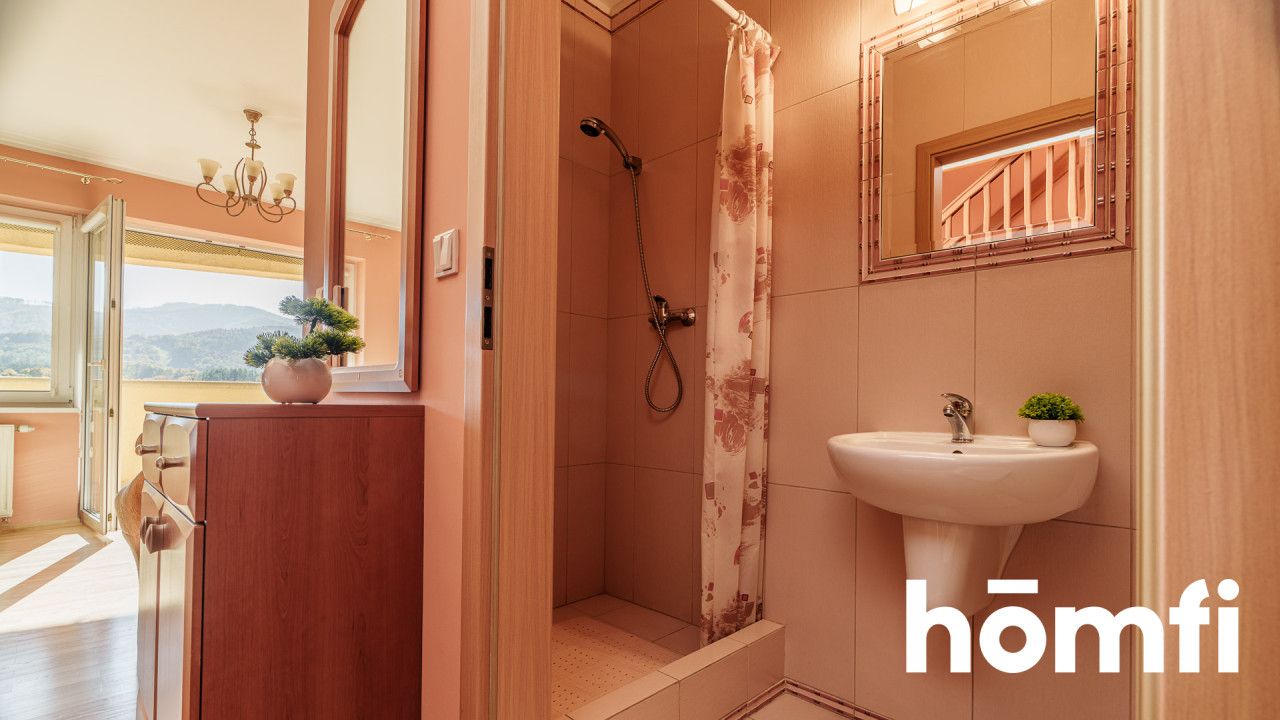 Dwupoziomowe mieszkanie z loggią, garażem i panoramą Beskidów, os. Cztery Pory Roku - Mieszkanie - Sprzedaż - Bielsko-Biała, Kamienica