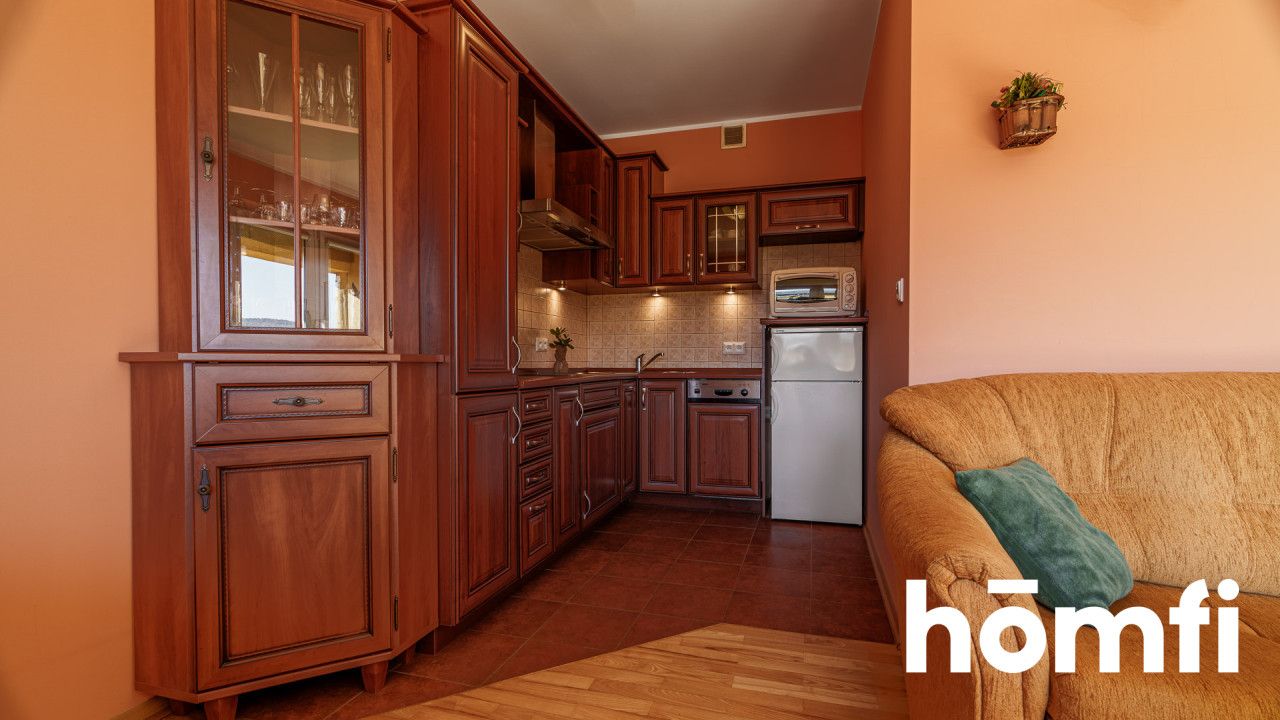 Dwupoziomowe mieszkanie z garażem i widokiem na góry, os. Cztery Pory Roku - Mieszkanie - Wynajem - Bielsko-Biała, Kamienica