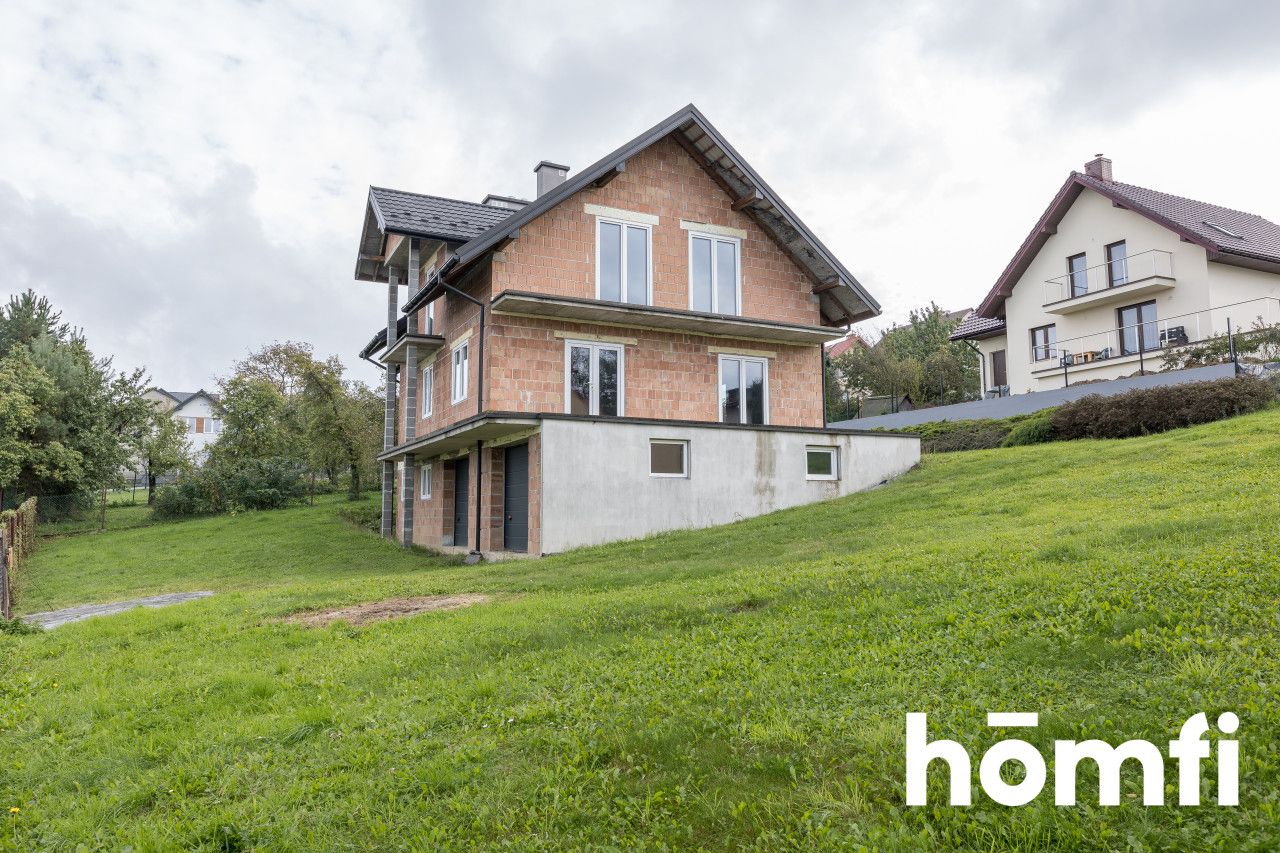 Dom na widokowej działce do wykończenia w Bochni - Dom - Sprzedaż - Bocheński, Bochnia