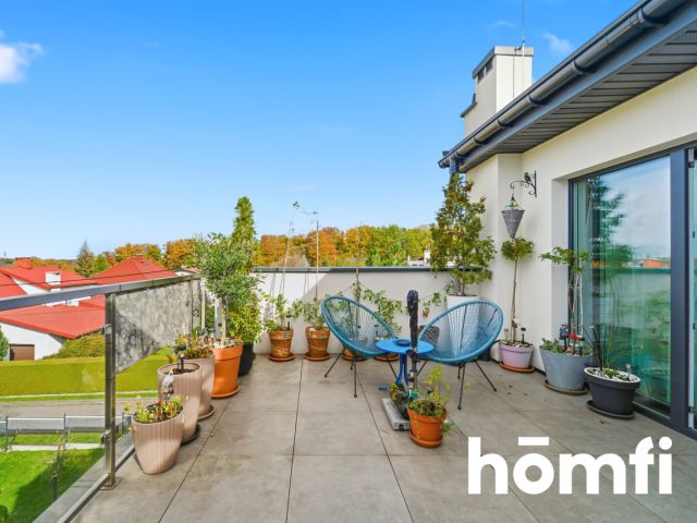 A panoramic apartment with a terrace and city views in Bielsko-Biała - Квартира - Продаж - Bielsko-Biała, Kamienica