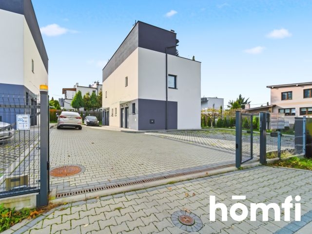 A panoramic apartment with a terrace and city views in Bielsko-Biała - Квартира - Продаж - Bielsko-Biała, Kamienica