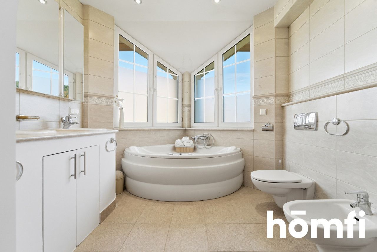 BEZCZYNSZOWE-4 POKOJOWE MIESZKANIE - Mieszkanie - Wynajem - Bielsko-Biała, Straconka