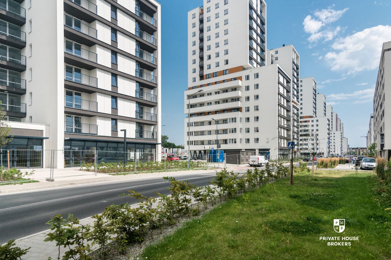 Breathtaking Apartment with a 20 m² Terrace | Top Floor | High Standard – Air Conditioning | Green Surroundings - Apartment - Rent - Kraków, Nowa Huta / Czyżyny