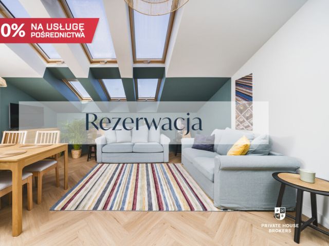 Unique Top-Floor Apartment in a Renovated Tenement House from 2024 on Kolberga 16 street| Old Town| Air Conditioning - Apartment - Rent - Kraków, Śródmieście / Stare Miasto