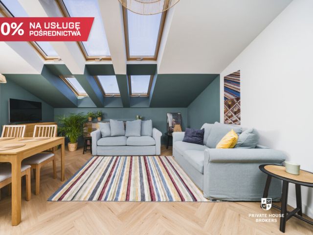Unique Top-Floor Apartment in a Renovated Tenement House from 2024 on Kolberga 16 street| Old Town| Air Conditioning - Квартира - Оренда - Kraków, Śródmieście / Stare Miasto
