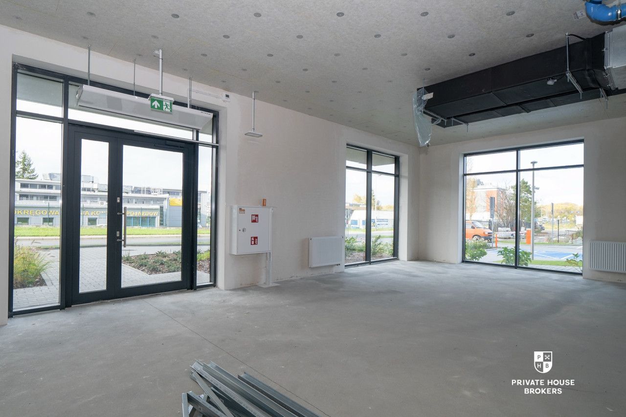 Commercial space for rent Walerego Sławka street 178 sqm - Commercial premises - Rent - Kraków, Podgórze