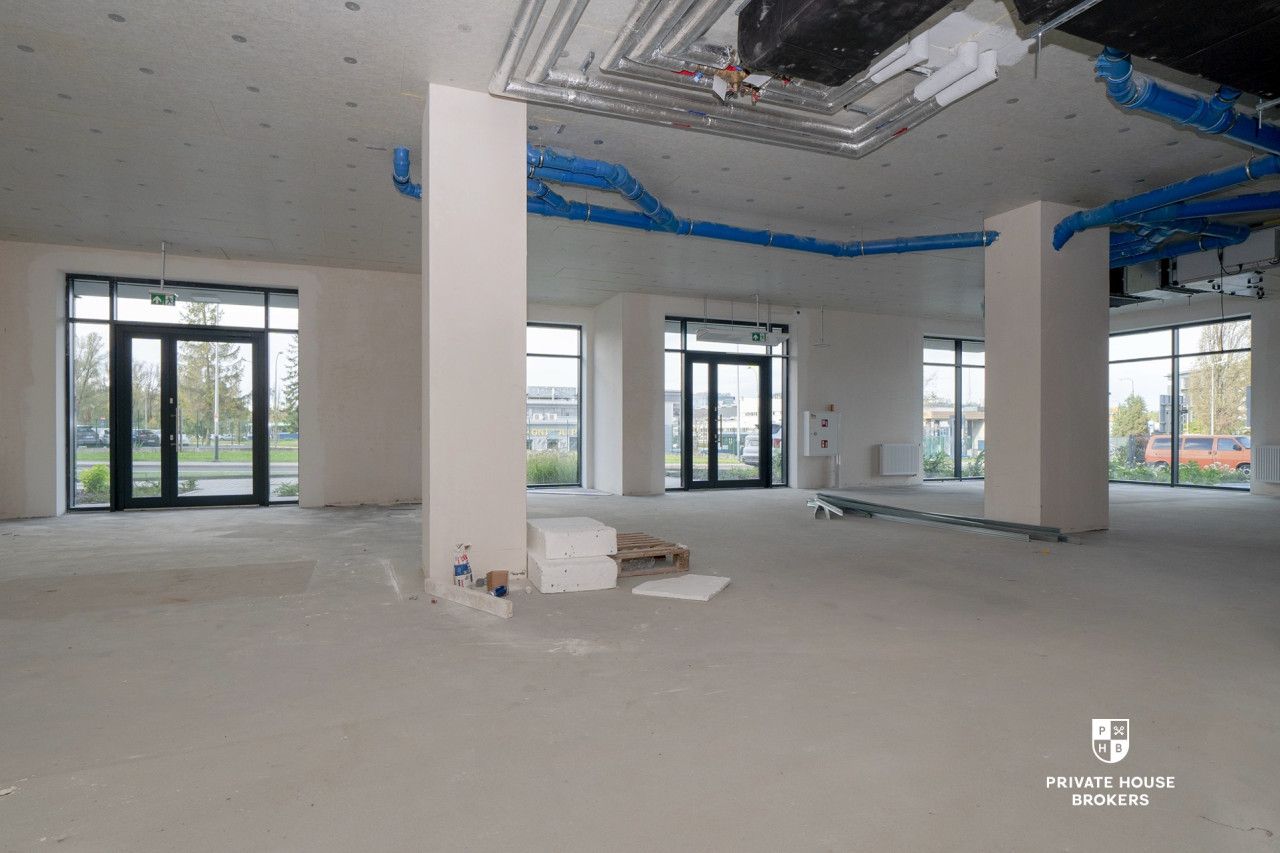 Commercial space for rent Walerego Sławka street 178 sqm - Commercial premises - Rent - Kraków, Podgórze