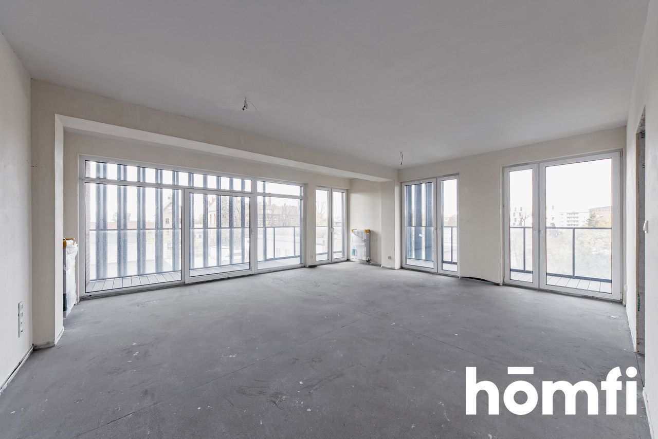 SPACIOUS APARTMENT WITH TWO LOGGIAS – 3C Koszarowa Street, Gniezno - Квартира - Продаж - Gnieźnieński, Gniezno