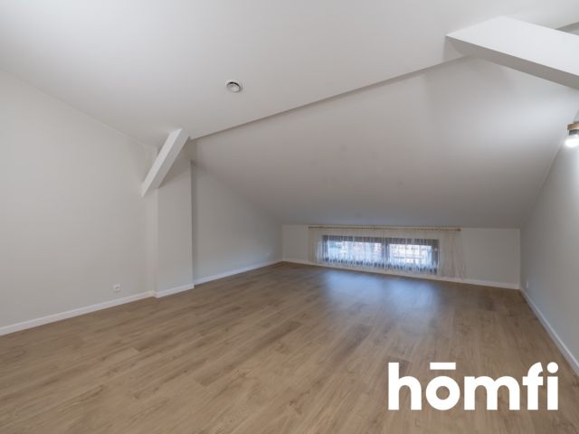 Dwupoziomowe mieszkanie z 5 pokojami - Mieszkanie - Wynajem - Zwoleński, Zwoleń