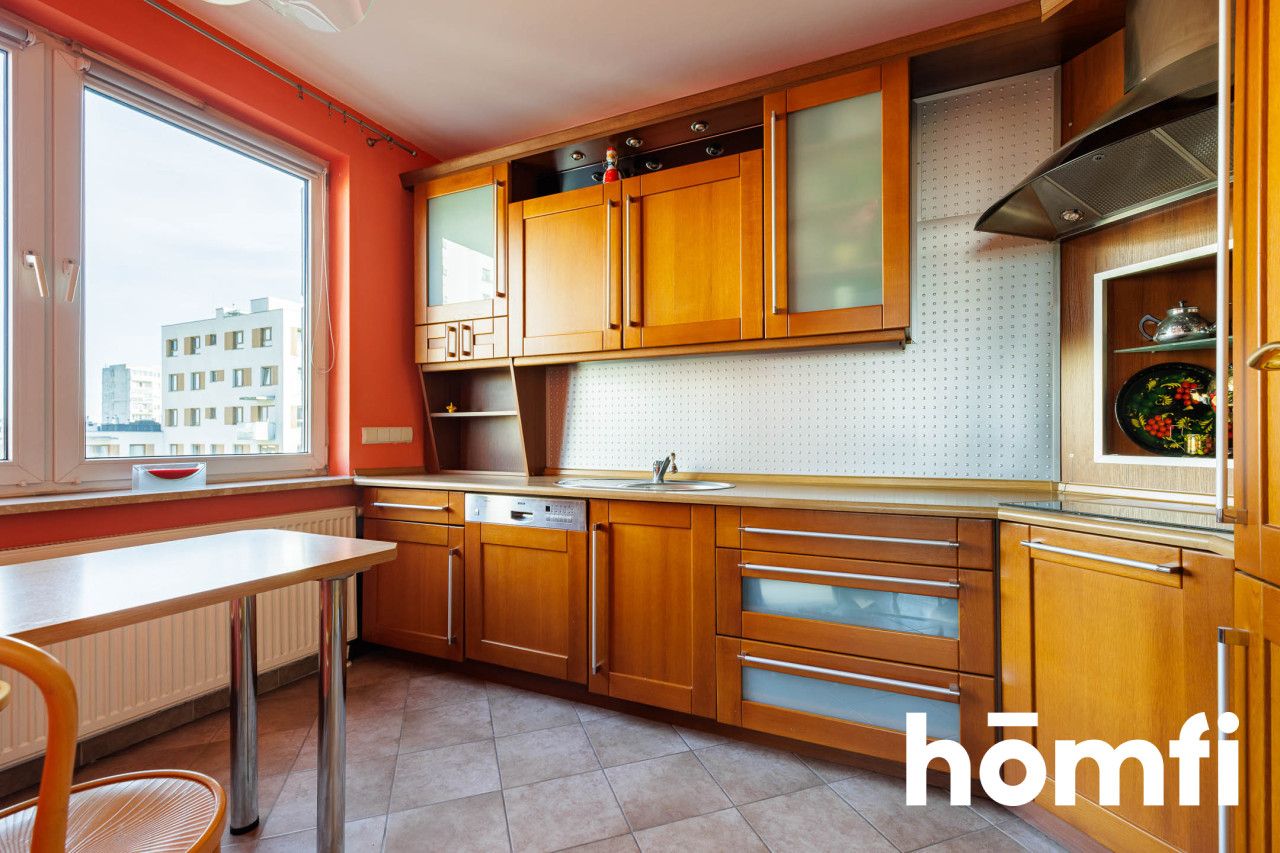 Funkcjonalne 2-pokojowe mieszkanie z osobną kuchnią, loggią, garażem i komórką lokatorską na Ursynowie - Mieszkanie - Sprzedaż - Warszawa, Ursynów / Natolin