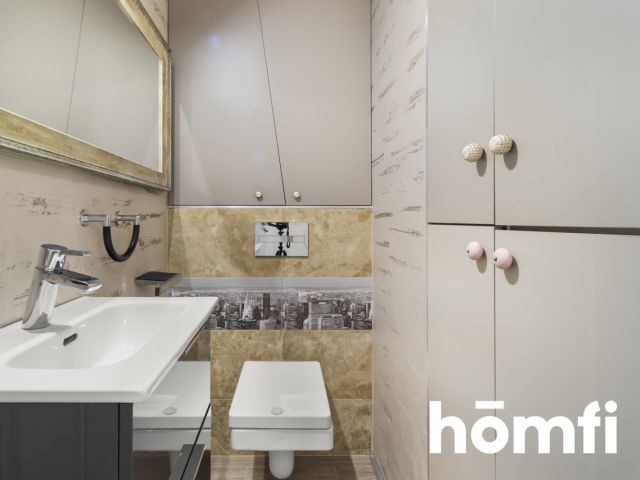 a spacious, three-room apartment with an area of 76.62 m² - Квартира - Оренда - Warszawa, Śródmieście