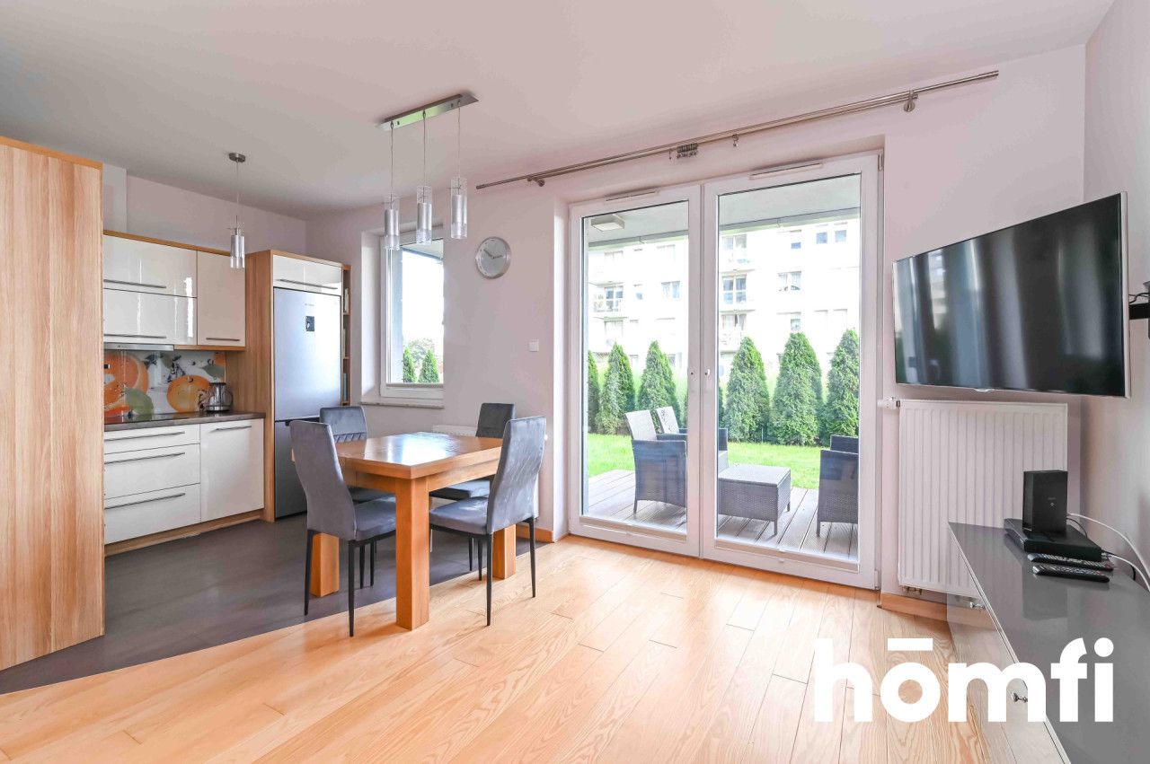 Beautiful apartment with 2 rooms, garden, place in the hall - Apartment - Rent - Gdańsk, Zaspa