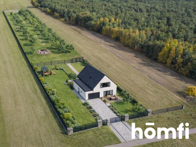 Plot with building conditions, 20 km from Kielce - Ділянка - Продаж - Kielecki, Pierzchnica / Skrzelczyce