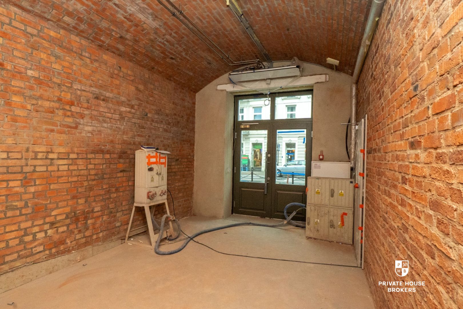 Commercial space for rent 22 sqm Kalwaryjska street - Commercial premises - Rent - Kraków, Podgórze