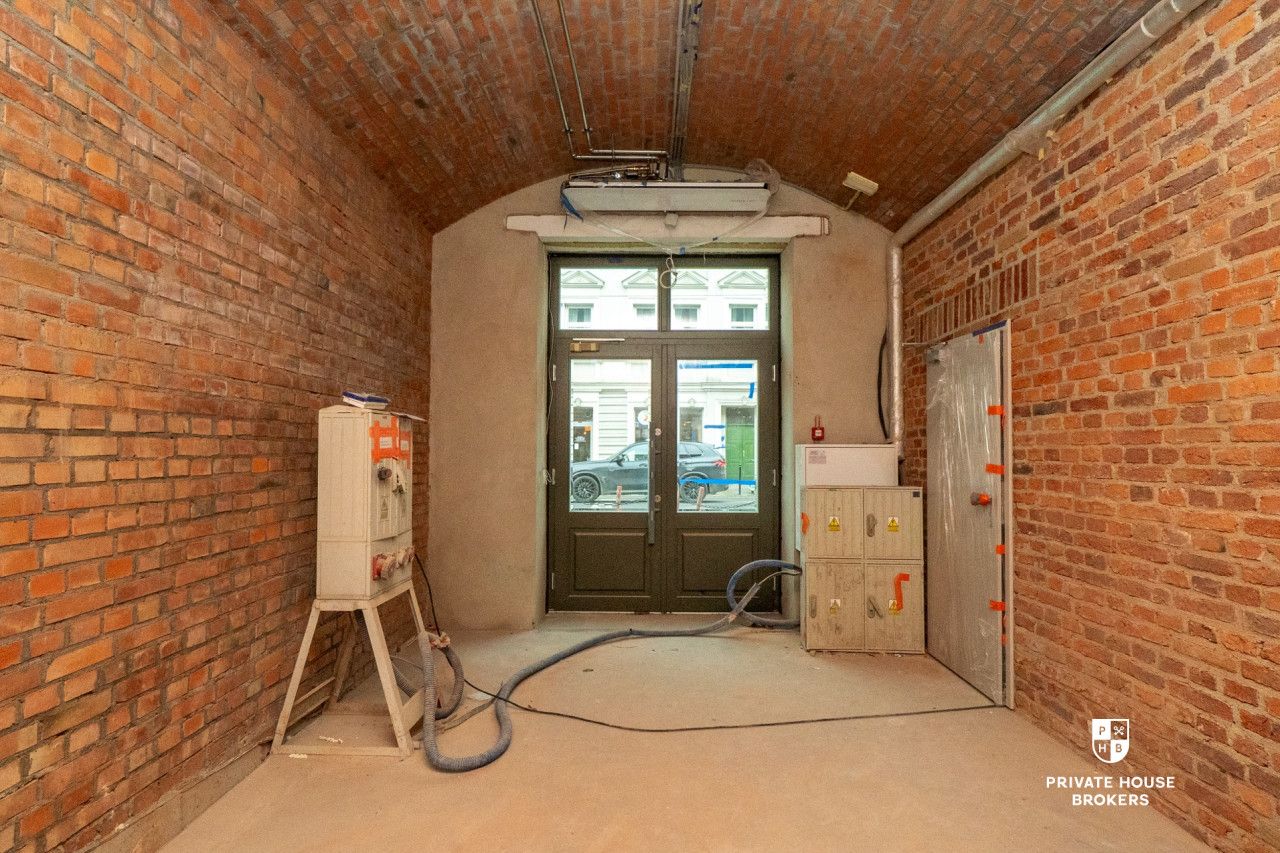 Commercial space for rent 22 sqm Kalwaryjska street - Commercial premises - Rent - Kraków, Podgórze