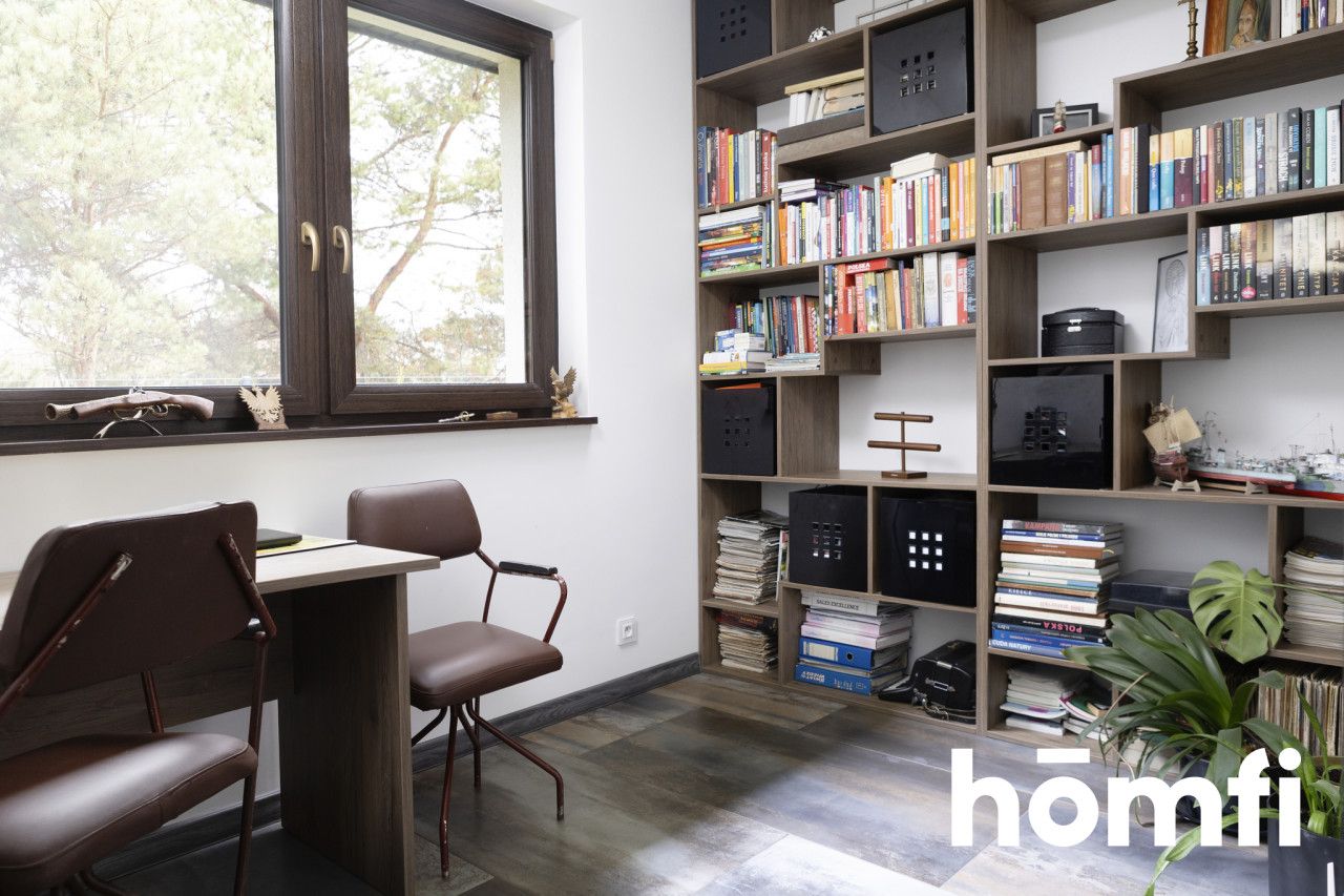 A unique house on Wspólna Street in Górno-Zawada - Дім - Продаж - Kielecki, Górno / Górno-Zawada