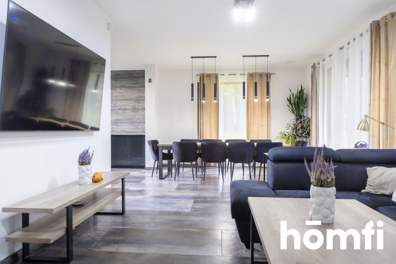 A unique house on Wspólna Street in Górno-Zawada - Дім - Продаж - Kielecki, Górno / Górno-Zawada