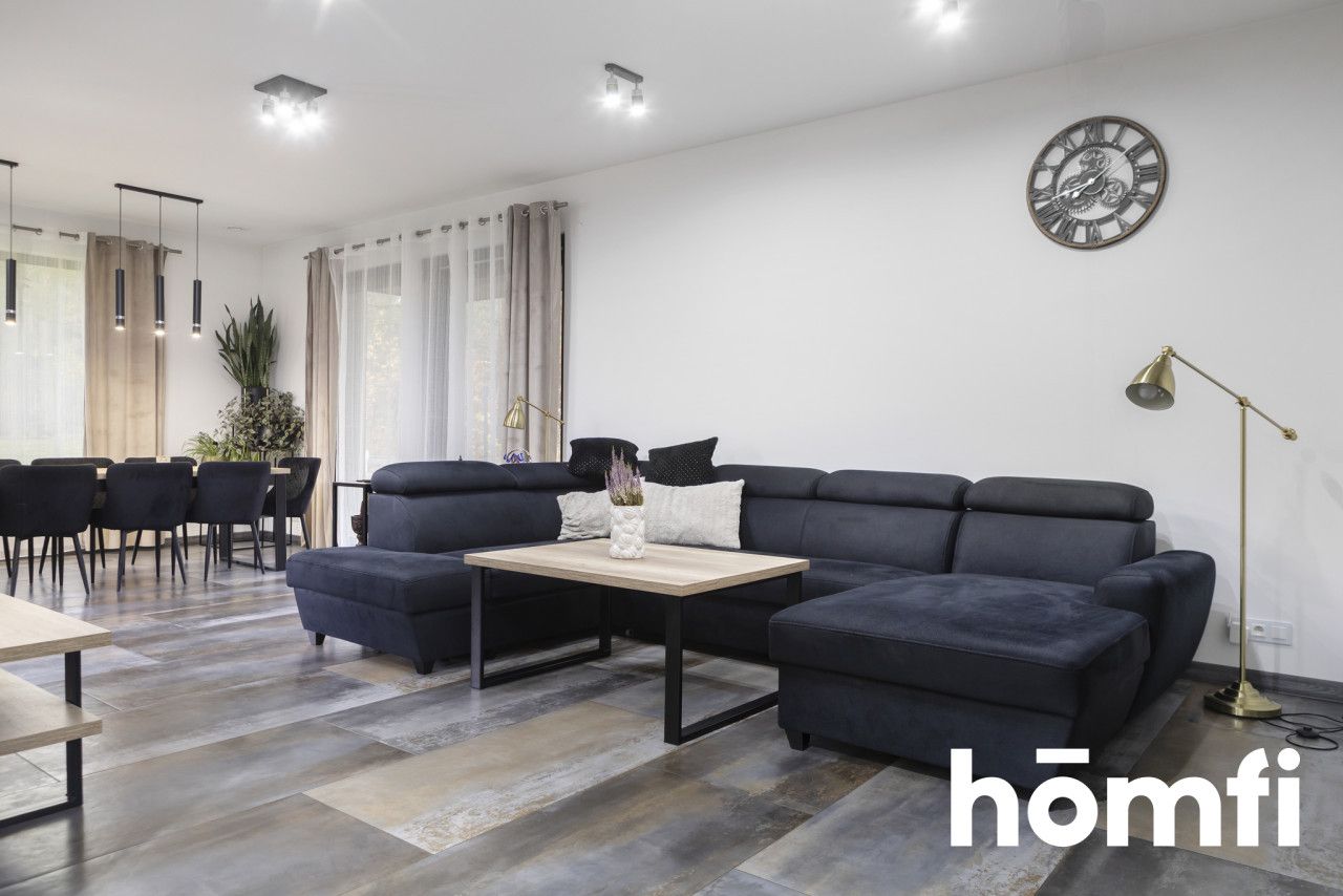 A unique house on Wspólna Street in Górno-Zawada - Дім - Продаж - Kielecki, Górno / Górno-Zawada