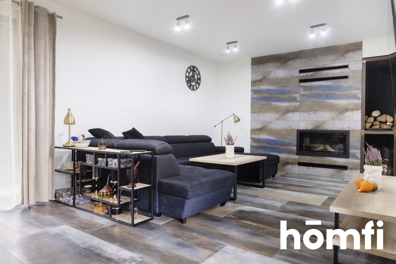 A unique house on Wspólna Street in Górno-Zawada - Дім - Продаж - Kielecki, Górno / Górno-Zawada