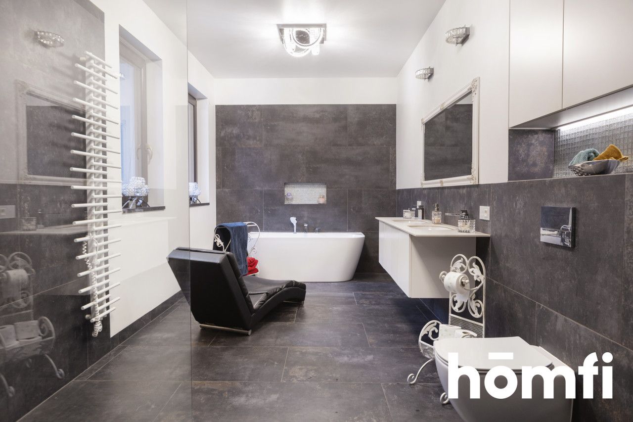 A unique house on Wspólna Street in Górno-Zawada - Дім - Продаж - Kielecki, Górno / Górno-Zawada