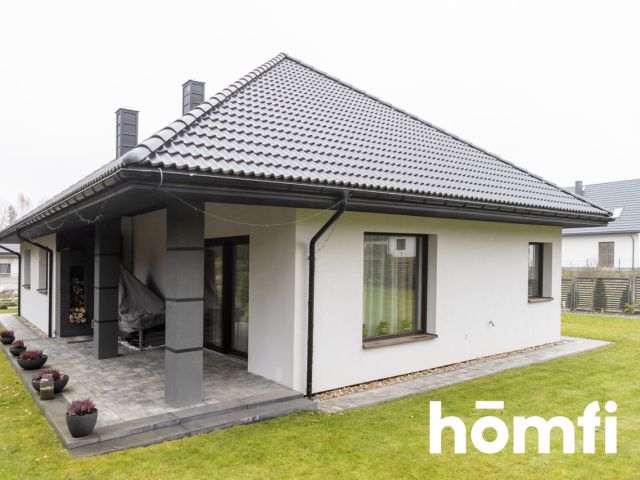 A unique house on Wspólna Street in Górno-Zawada - House - Sale - Kielecki, Górno / Górno-Zawada