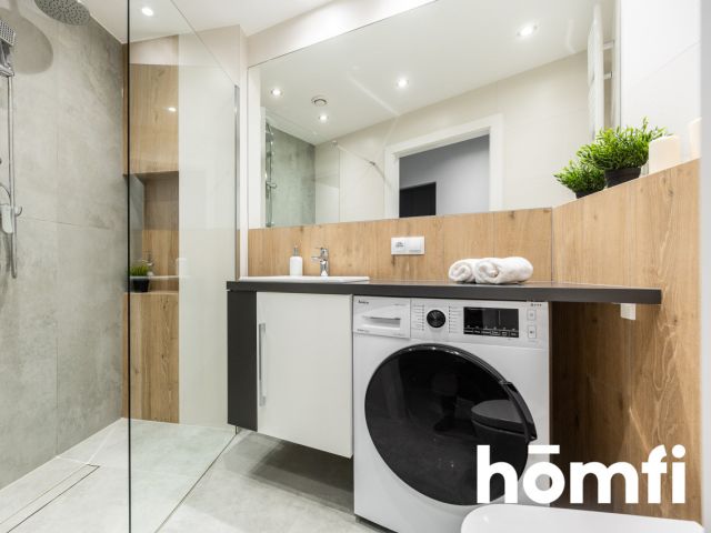 FOR RENT! APARTMENT WITH A VIEW OF THE FORUM HOTEL IN THE MODERN BARSKA 69 DEVELOPMENT - Apartment - Rent - Kraków, Podgórze / Dębniki