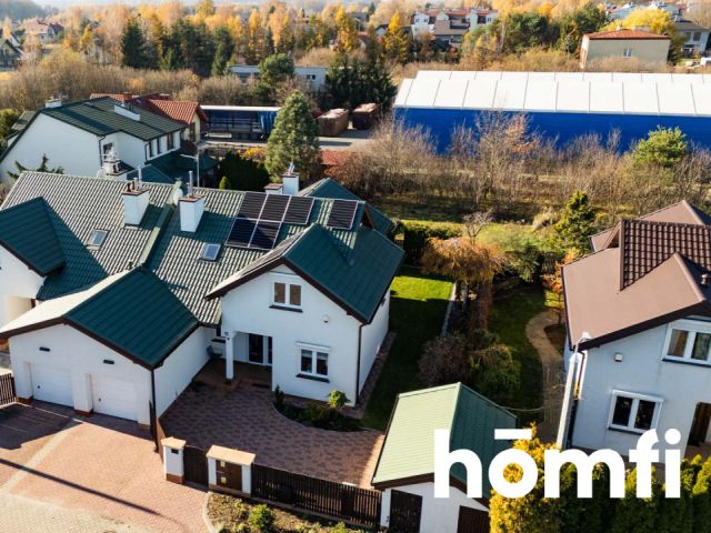 Perfect twin home on private housing estate - Дім - Продаж - Radom, Wólka Klwatecka