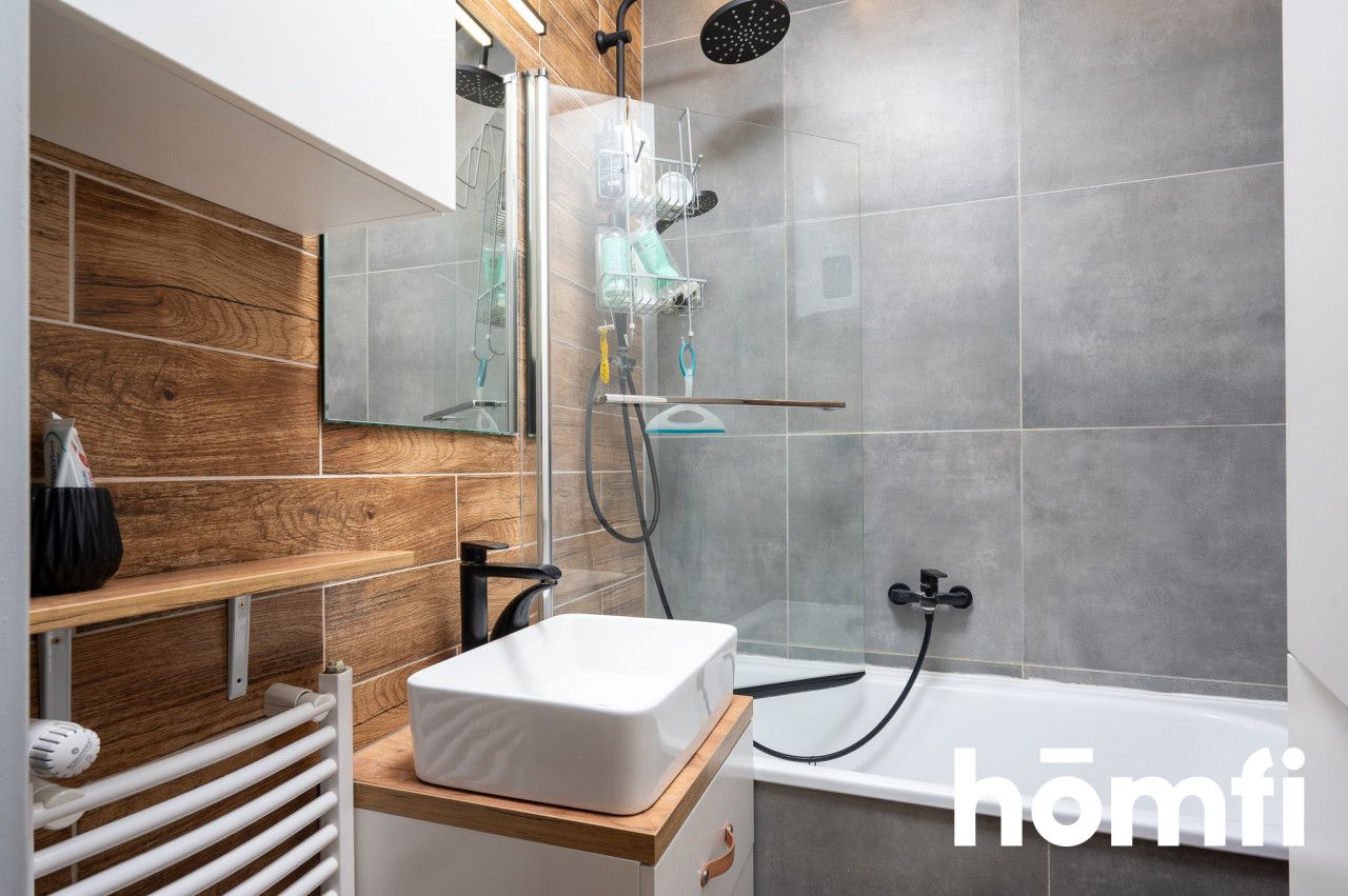 4-pokojowe z oddzielną kuchnią, loggią i piwnicą - Mieszkanie - Sprzedaż - Kraków, Nowa Huta