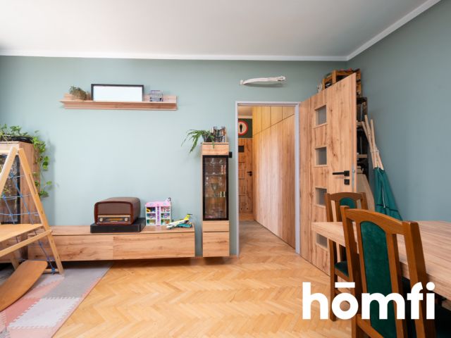 4-room with separate kitchen, loggia and basement - Квартира - Продаж - Kraków, Nowa Huta