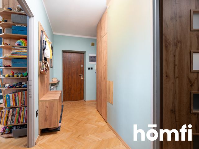 4-room with separate kitchen, loggia and basement - Квартира - Продаж - Kraków, Nowa Huta