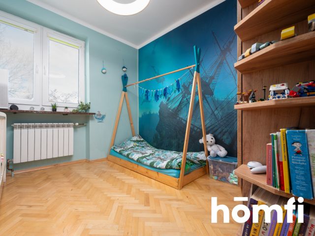 4-room with separate kitchen, loggia and basement - Квартира - Продаж - Kraków, Nowa Huta